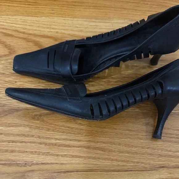 Gucci Black Women's Heels - Picture 2 of 2